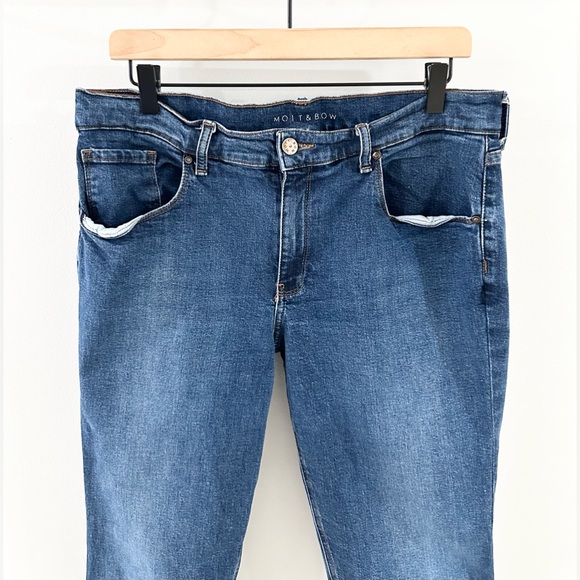 Mott & Bow Boyfriend Jeans Size 32 - Picture 3 of 6